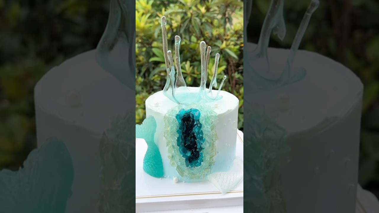Edible art : how to make a rock candy geode cake 