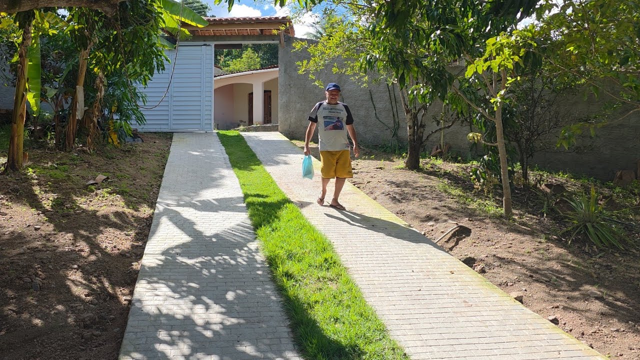 Francisco falou tudo  cochichando