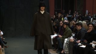 Ready-to-Wear Paris Trend Cape or no cape? Fall/Winter 2012/2013