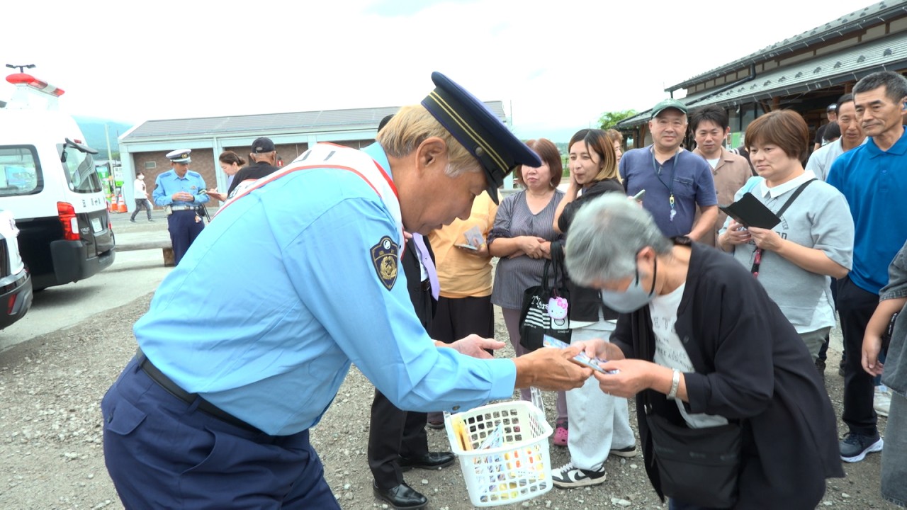 交通安全にトライ！ラグビー元日本代表の大八木淳史さんが一日警察署長