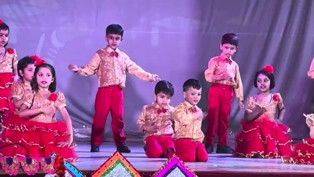 Dance by nursery B Montfort Lucknow 14 2 26
