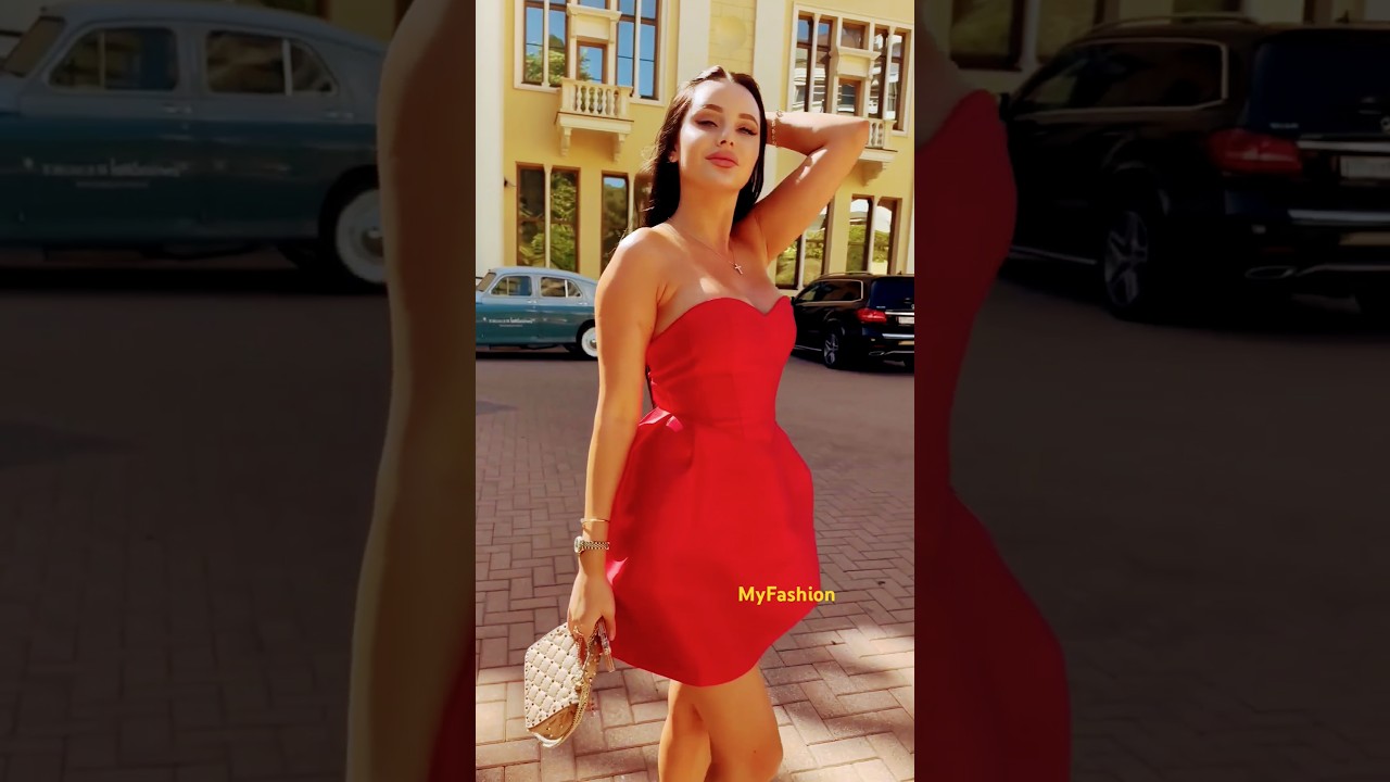 2024 Outfits fashion trends for evening with a shorts red dress 