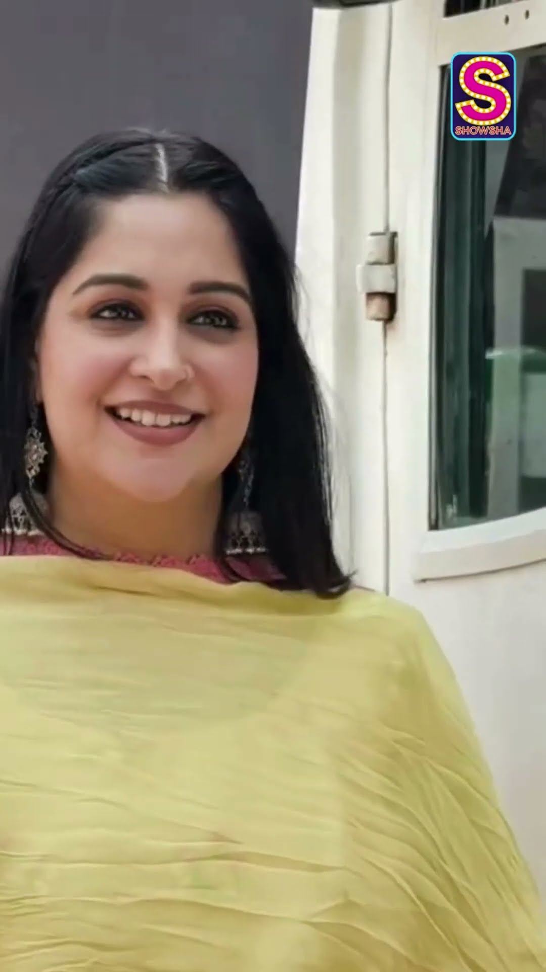 Dipika Kakar In A Beautiful Yellow Indian Attire At Set Of Celebrity Master Chef | N18S