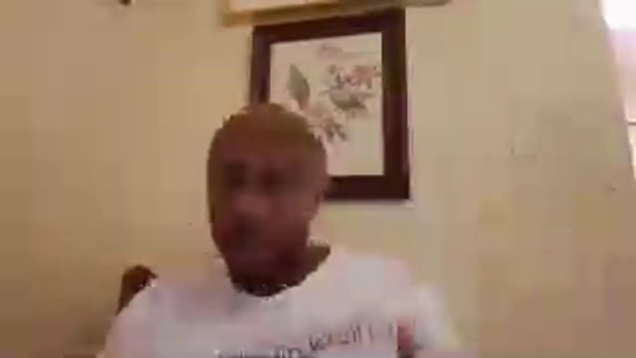 A) MR BADIKO B) DJIBA DIAKITE