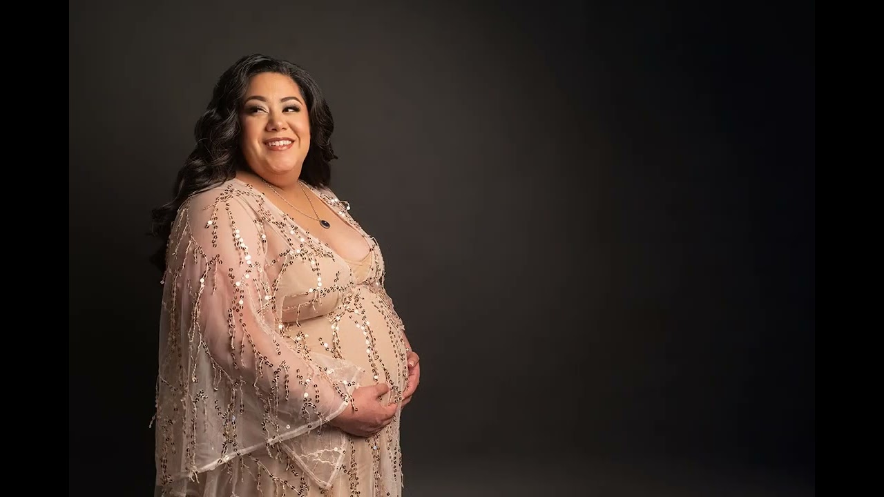 Lorena Maternity Session - Bee Beautiful Studios