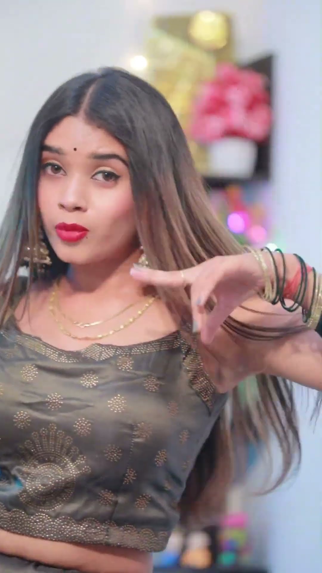 Sugga Color Lugga | Tannu Yadav | #shorts #shortsvideo | #youtubeshorts | #shortfeed