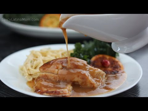 How to Make the Best Homemade Turkey Gravy From Drippings