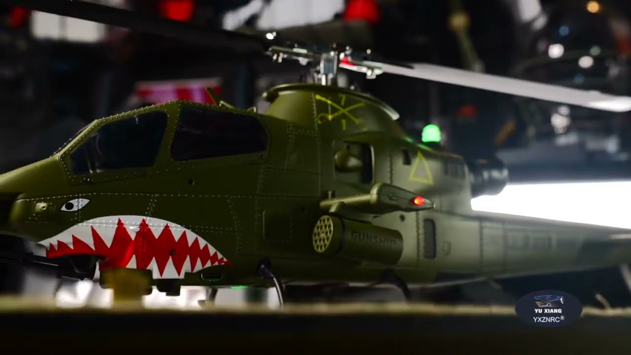 🚁 YUXIANG F112S AH-1 Cobra GPS Helicopter - YouTube