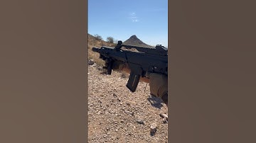 T36C feels like a toy gun, Insane @Chodee_  #223 #rifle #g36 #g36c #gun #viral #shooting #shorts