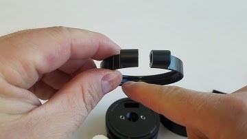 Installing the Arca-Swiss/Pic lever clamp on the precision leveling base.