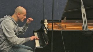 Giovanni Bomoll - Kelly (Original Piano Music) chords
