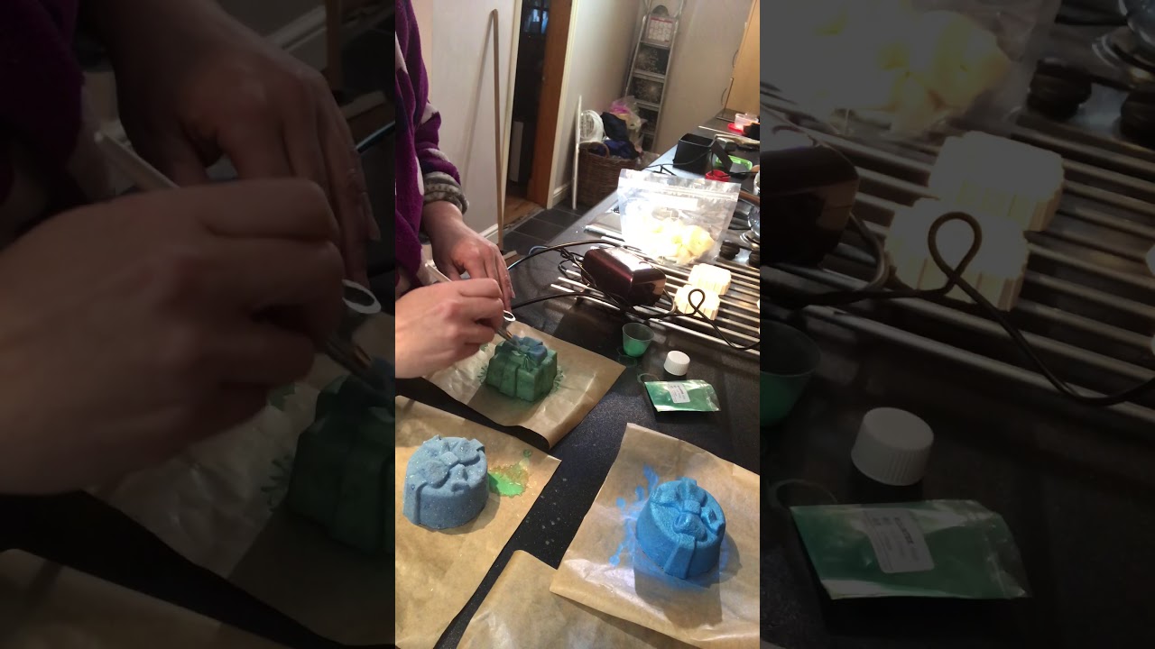 How to Airbrush Bath Bombs YouTube