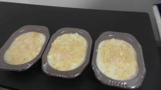 半自動シュリンク包装機 STY-60SA 包装対象物（冷凍グラタン）