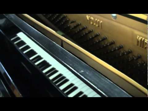 ヤマハピアノ U1E（入荷直後） ぴあの屋ドットコム - YouTube