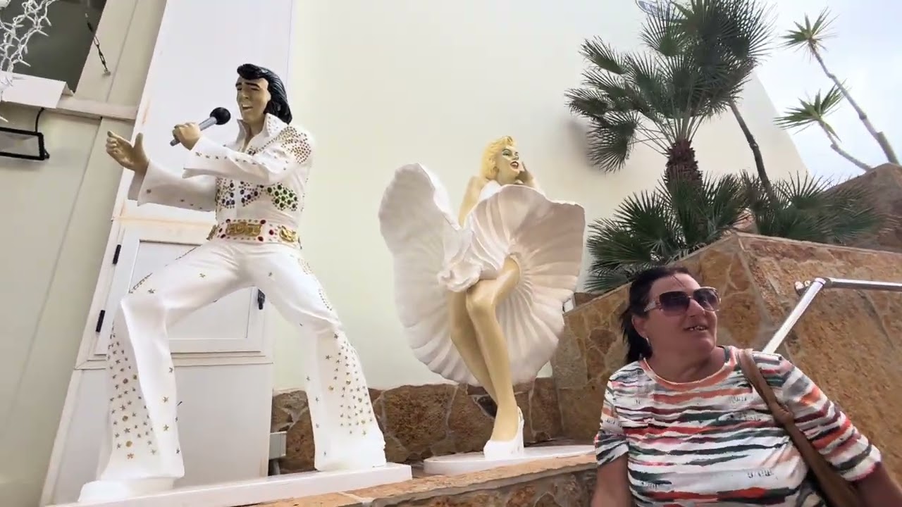 Caleta de Fuste, WHATS HAPPENING ?