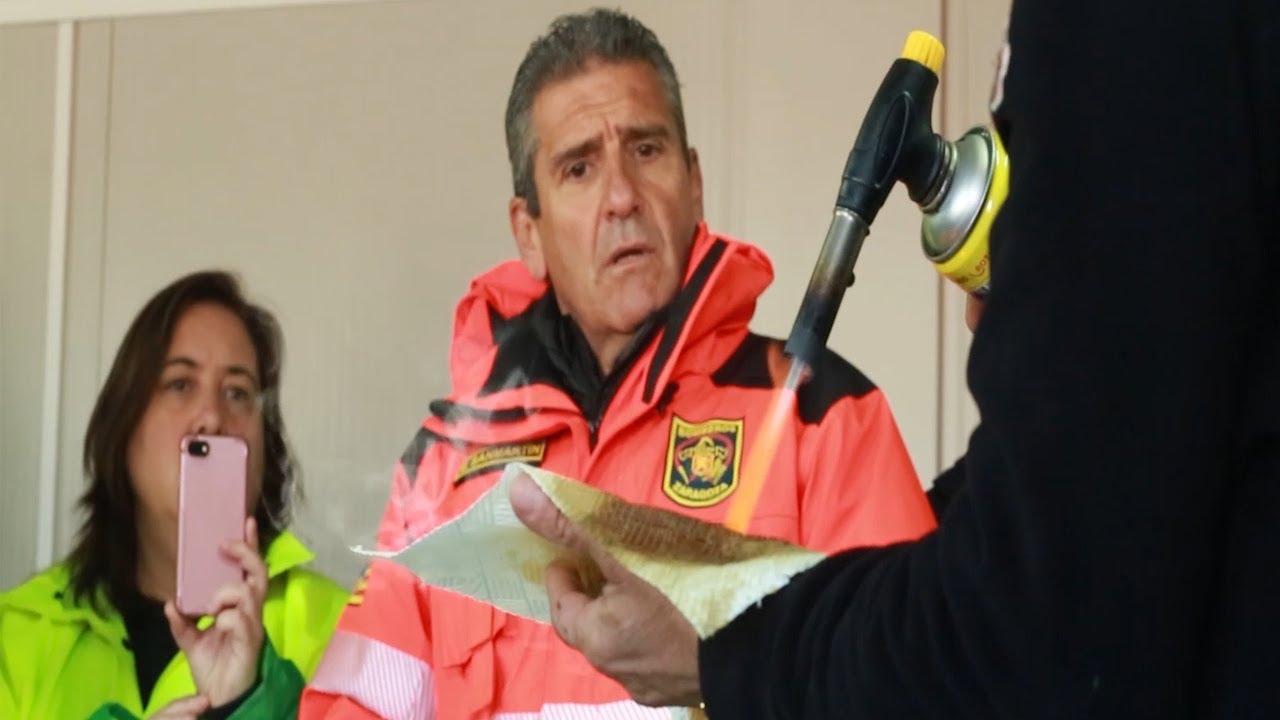 Demostración de Simonrack Ecofire Fighting, agente de extinción de incendios. VÍDEO SIN CORTES