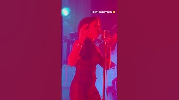 👋🏿👋🏿🤗 #AriLennox #BoyBye