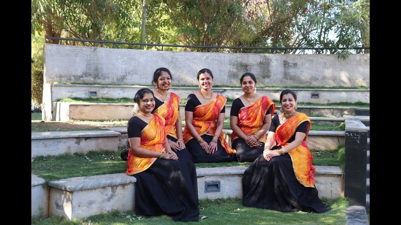 Tamil Dance PerformanceChotta chotta nanayuthu taj mahal Valayapatti thavileAR Rahman songs dance