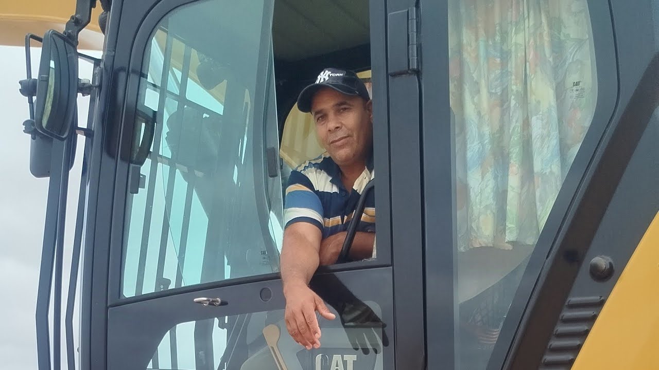 السلام وعليكم فيديو جديد عن كيفية حفر أنابيب الماء الصالح الشرب