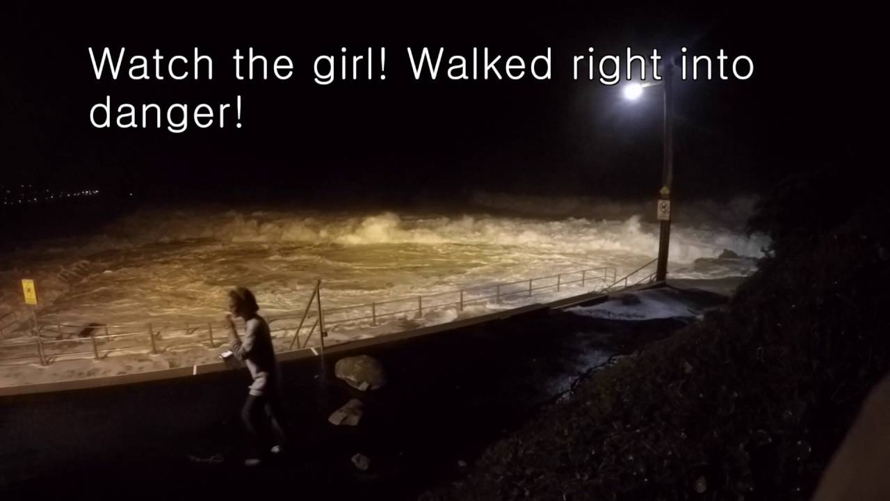 Dee Why Beach Storm Surge 5 June 2016 Youtube