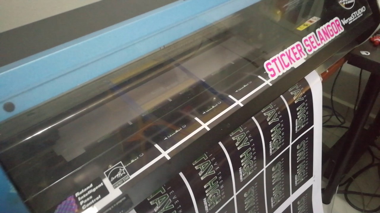 Roland BN20 - print on Orajet PVC White sticker (print only) - YouTube