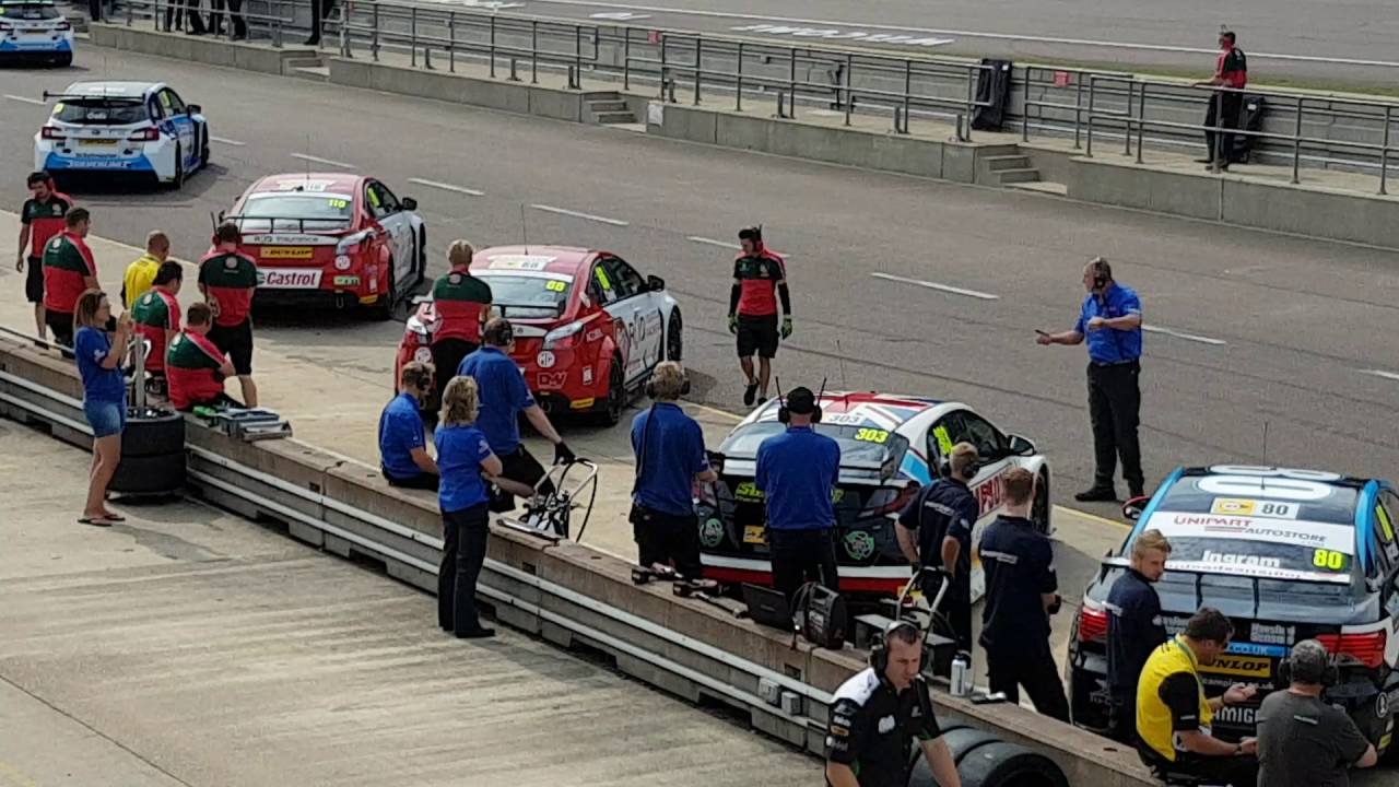 BTCC Rockingham 2016 Wix Racing Pit Lane - YouTube