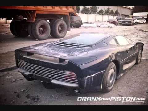 AMAZING!!! Real exotic cars totally abandoned!!