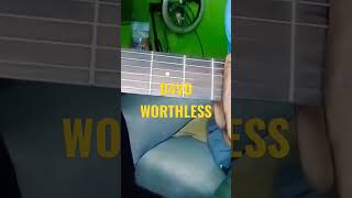 D4VD WORTHLESS