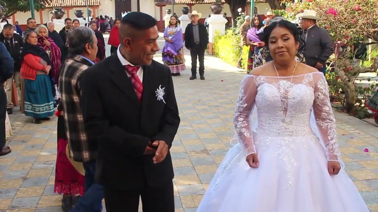 BODA DE JOSÉ CUAHUTEMOC Y MARIA DEL REFUGIO. PARTE 1