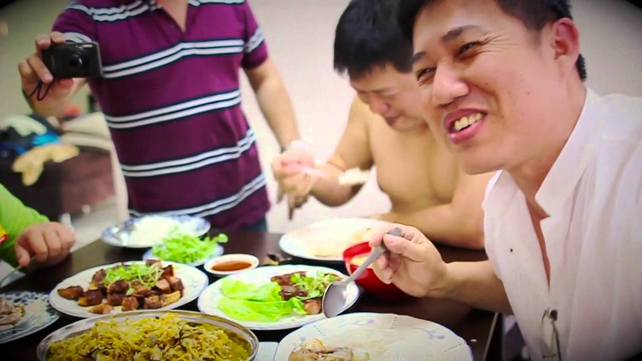 MY FAMILY REUNION DINNER - YouTube