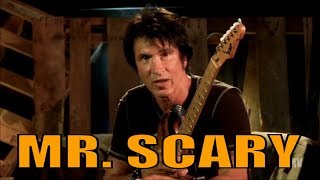 ‼️ George Lynch Gives In-Depth Guitar Lesson | Mr. Scary | One On One