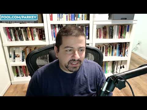 Should Investors Buy Uber Stock on the Dip? | UBER Stock Analysis Episode cover