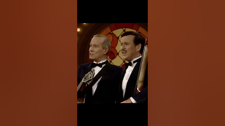 Tommy Smothers say 'farewell' to his brother Dick.