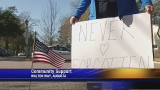 Public displays support for fallen hero in Richmond County