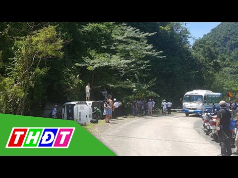 Video Quảng Bình: 13 người chết trong vụ xe chở đoàn đi họp... - youtube