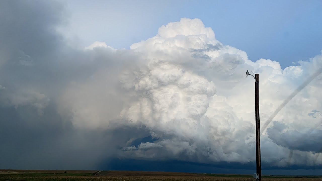 Severe Storms At Sunset In Kansas - YouTube