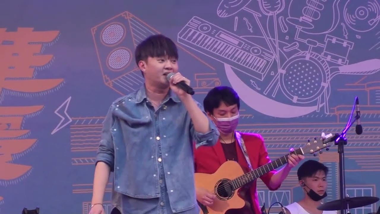 20220306高雄美濃 客家小吵華麗登場~許富凱(客家本色 +【羅文裕~放心去旅行】+今夜擱再想你 +雨傘情 +【邱議瑩~愛情限時批】+【組曲~相思爬上心底 +巧合 +流水年華】+【羅文裕~鄉音】)