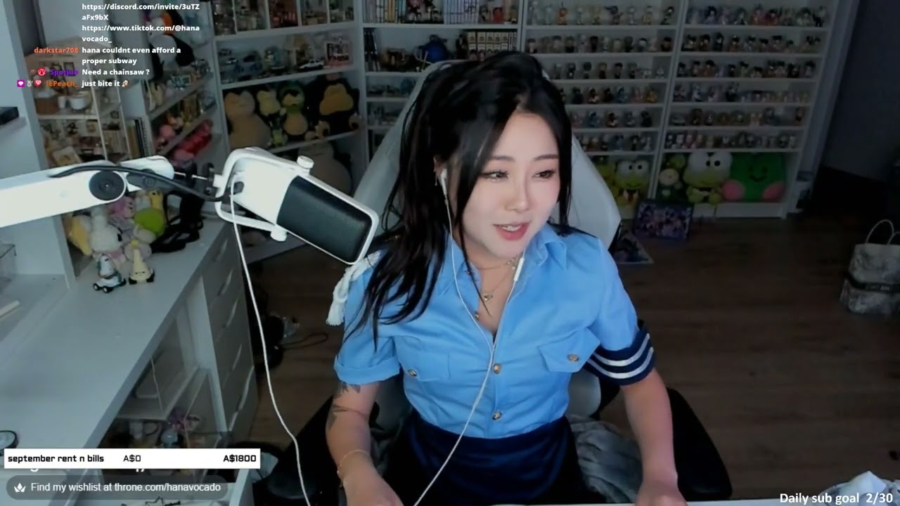 youre under arrest for stealing ma heart :3   throne !socials !kiibo