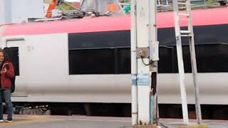 E259系クラNe019編成+クラNe？？？編成品川駅発車