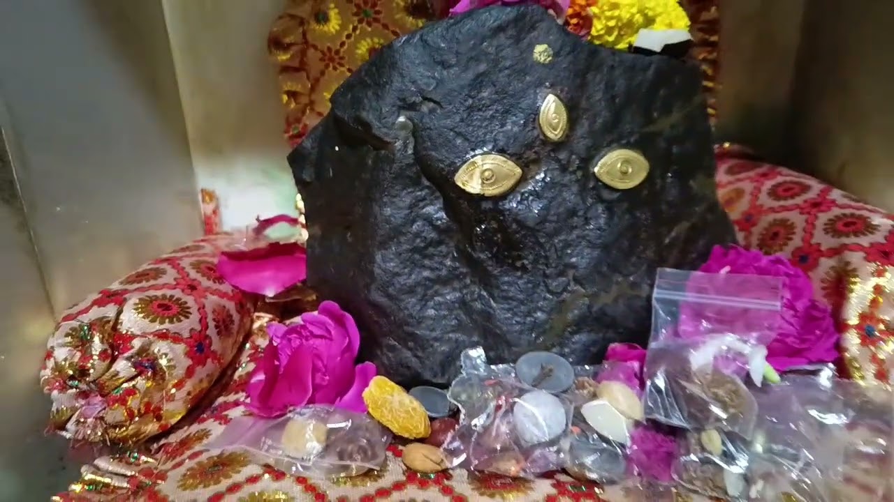 kanadgav कानडगाव चक्रधर स्वामी स्थान वंदन तिर्थक्षेत्र कानडगाव महानुभाव पंथ तिर्थक्षेत्र महाराष्ट्र