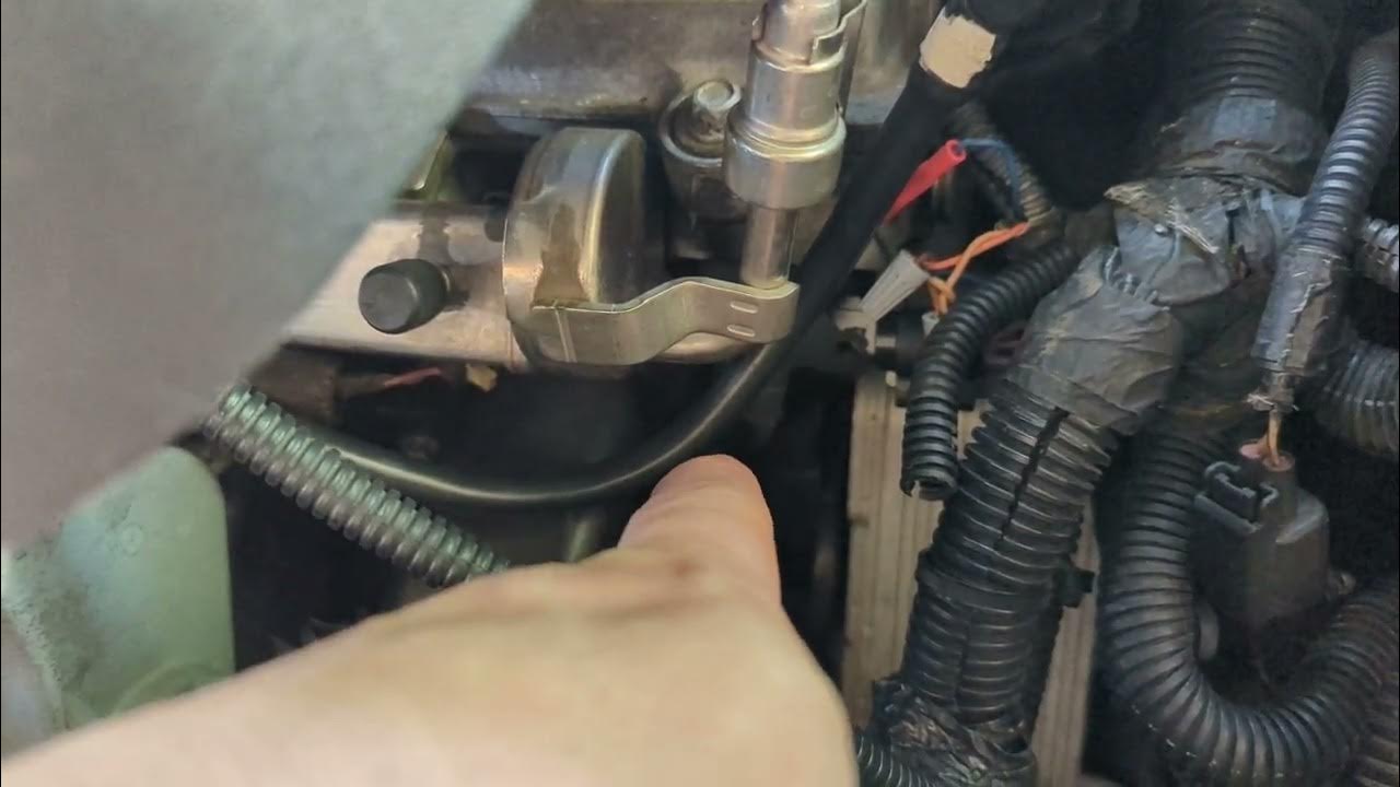 2006 Chevy HHR 2.4 LT CAMSHAFT SENSOR LEAK BANK 1 - YouTube