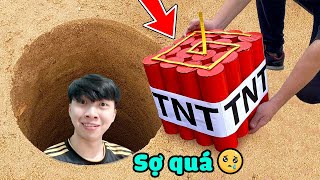 Vinh Bị Người Lạ Ném Xuống Hố Và Có Quả TNT ?? MINECRAFT CHUYỆN GÌ XẢY RA VẬY TRỜI !! KHÔNG HIỂU ...