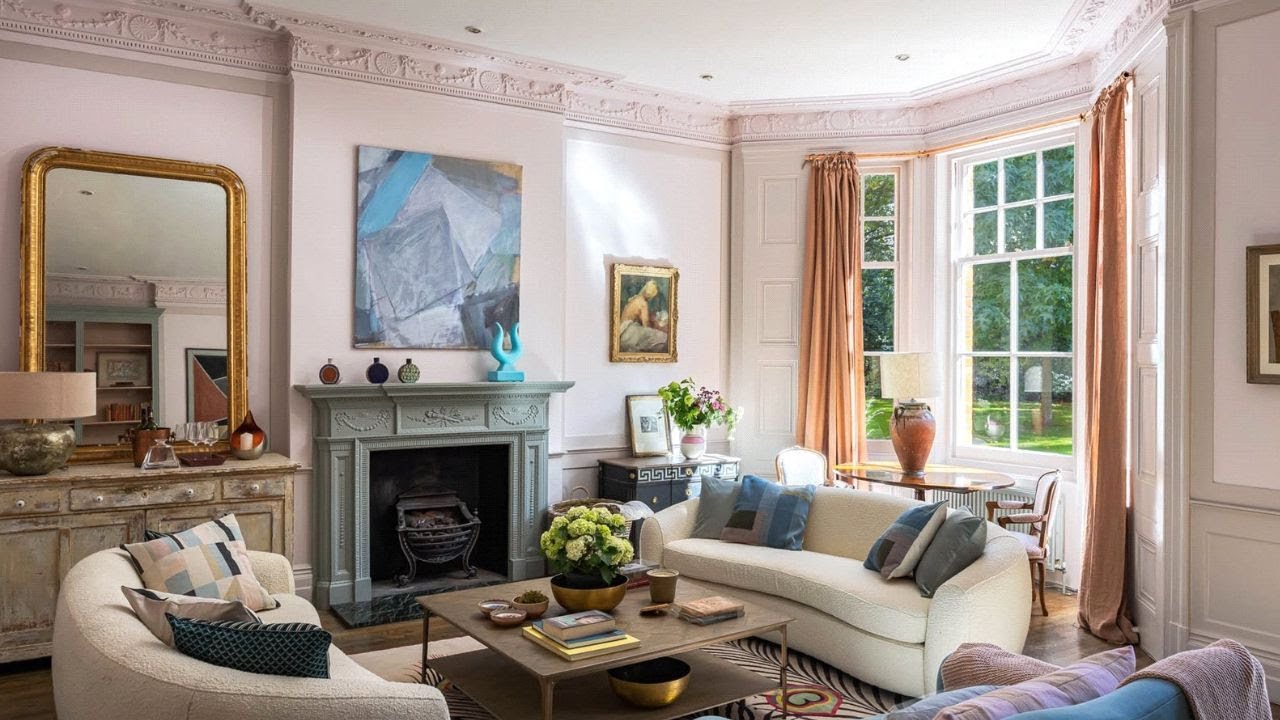A grand apartment with direct access to a communal garden - YouTube