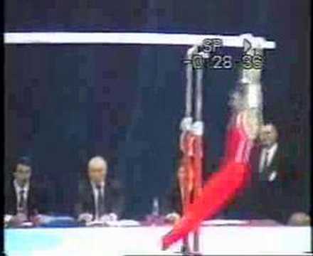 parallel bars.kip to L-sit