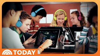 LA Unified School District Set to Ban Screen Time in Class
