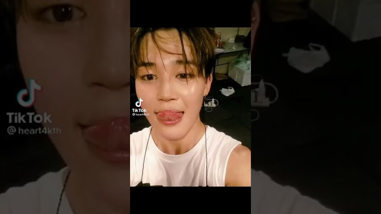Jimin's old selfies 😟