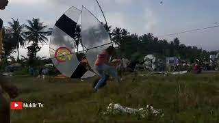 Story WA Layangan Gapangan Lucu