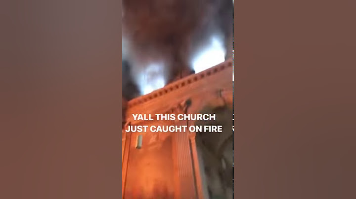 Violent incendie à l'église Saint-Sulpice à Paris