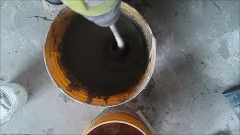 How to Mix Self Leveling Underlayment Properly - DIY - Step By Step - LevelQuick