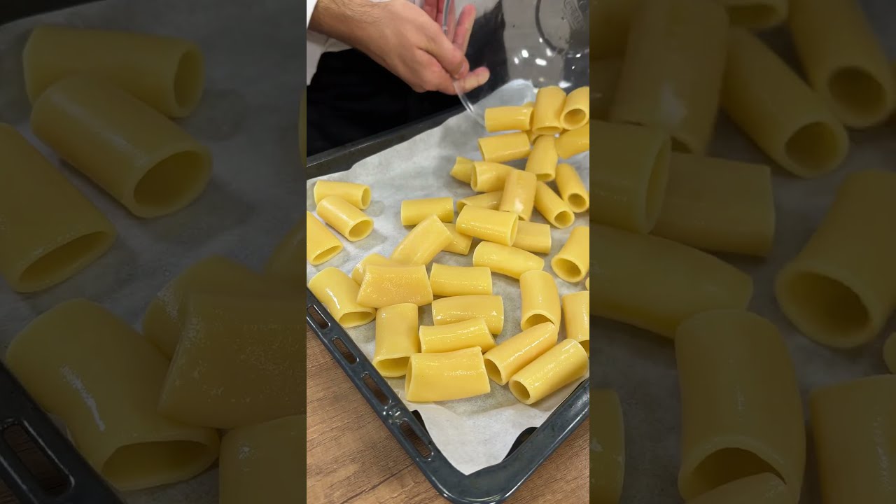 PACCHERI RIPIENI di BACCALA' su FONDUTA di FORMAGGIO✨🍴 